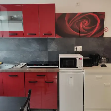 Апартаменты Sunflower *